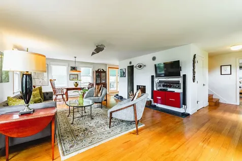 6 Chestnut Hill Camden ME 04843