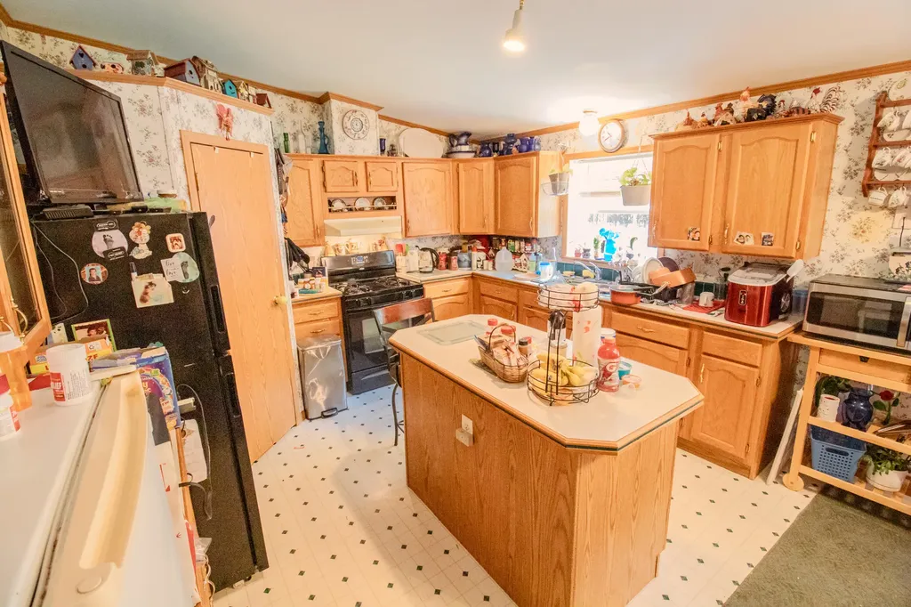 176 Higgins Hill Road Morrill ME 04952