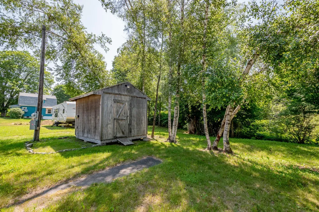 28 Albert Street Milo ME 04463