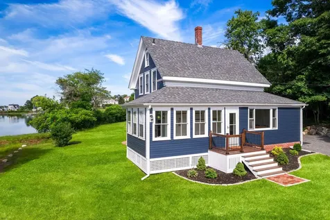 5 Hoyts Island Lane Kittery ME 03905