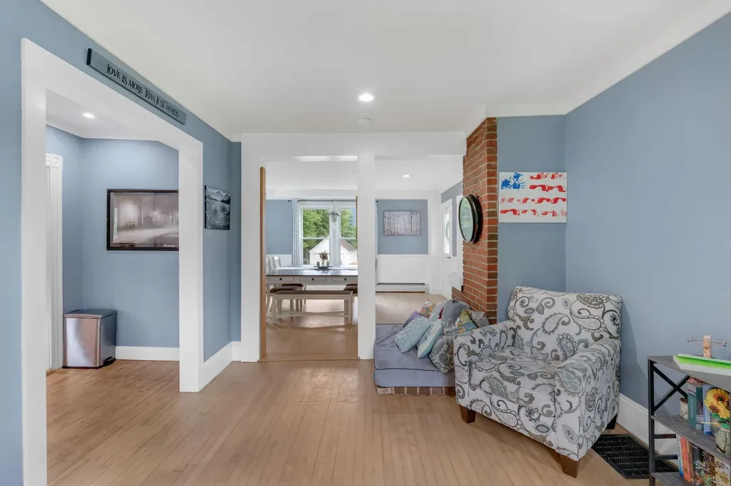 59 Park Street Dexter ME 04930