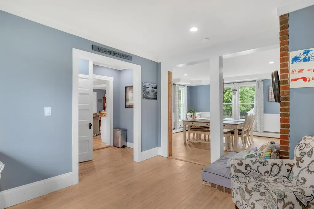 59 Park Street Dexter ME 04930