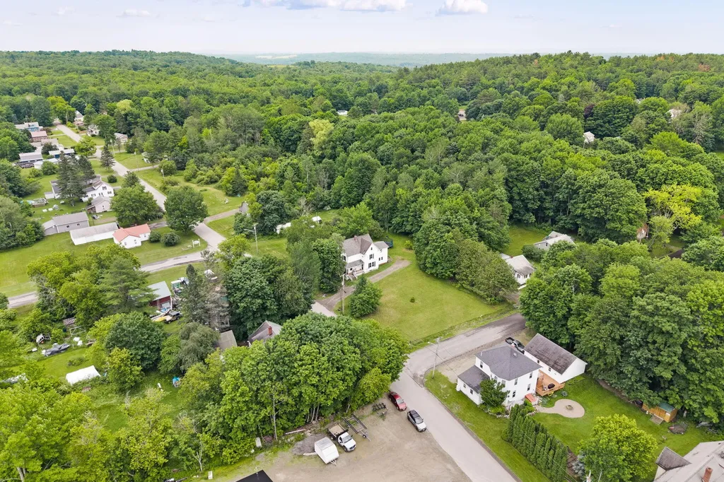 59 Park Street Dexter ME 04930