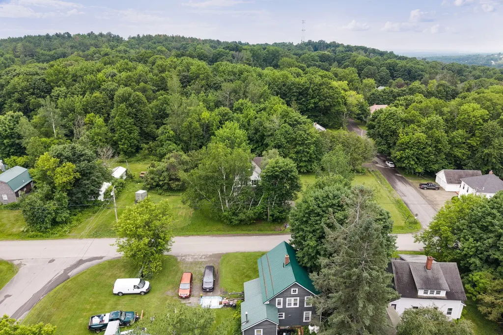 59 Park Street Dexter ME 04930