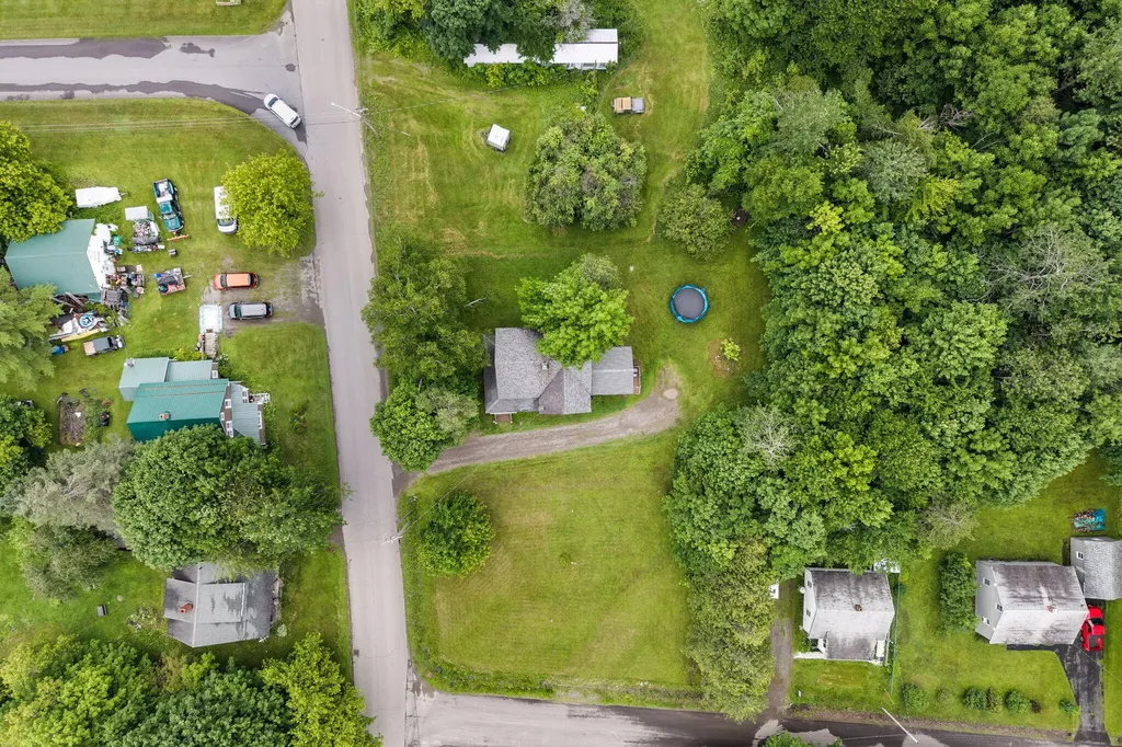 59 Park Street Dexter ME 04930