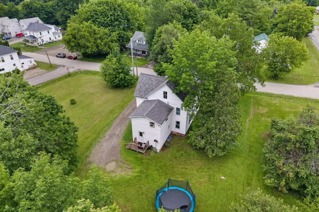 59 Park Street Dexter ME 04930