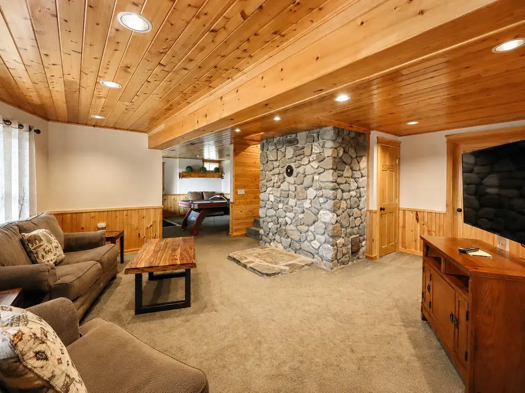5 N Hemlock Lane Greenville ME 04441
