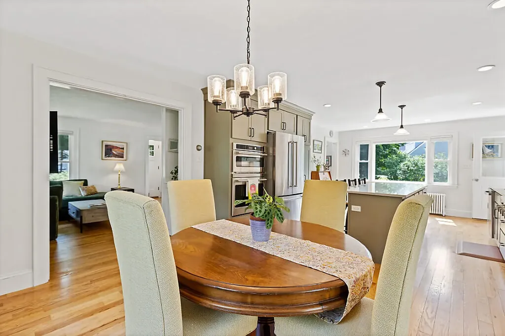 38 Johnson Road Falmouth ME 04105