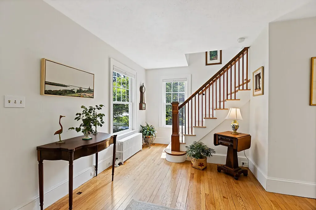 38 Johnson Road Falmouth ME 04105