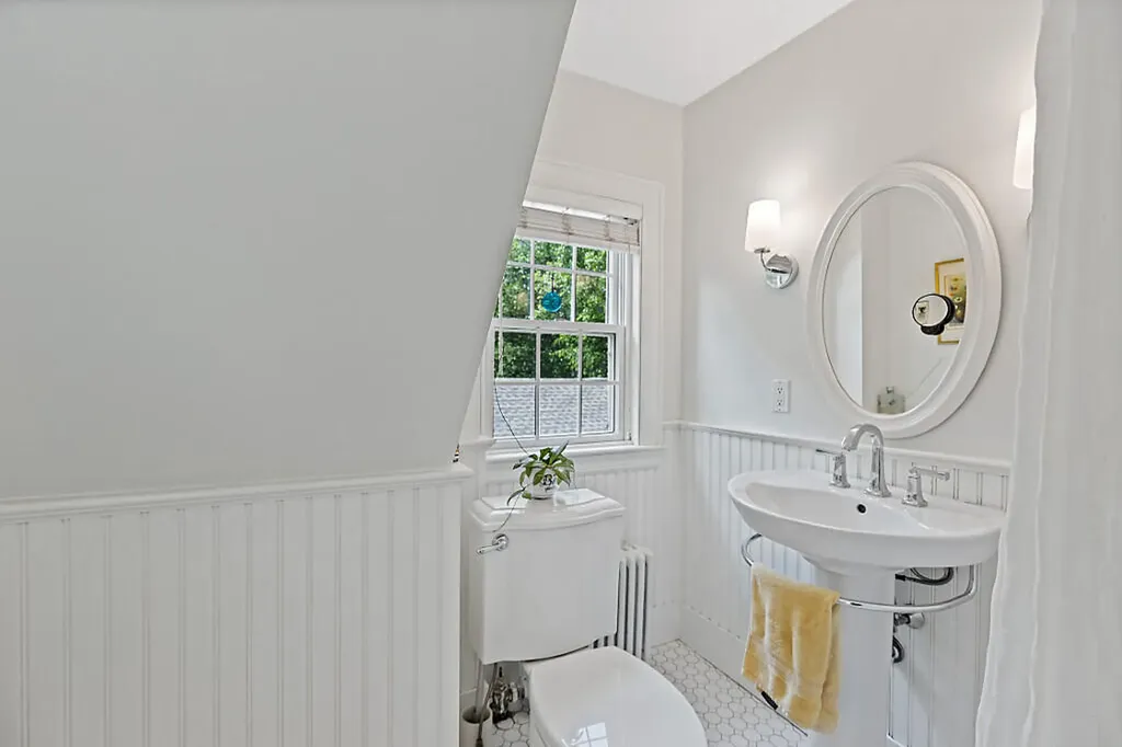 38 Johnson Road Falmouth ME 04105