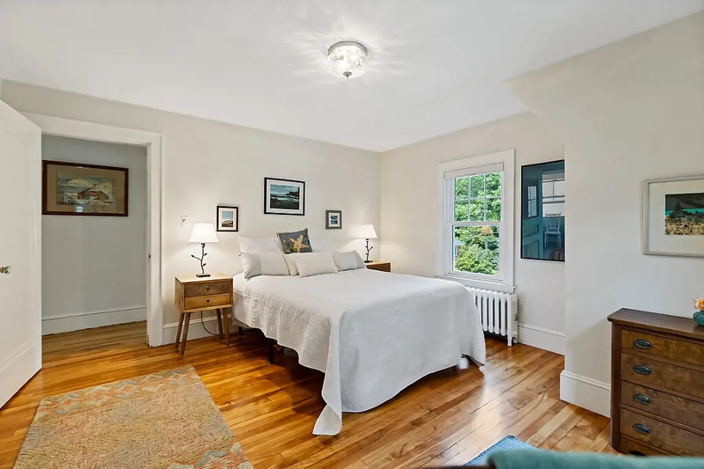 38 Johnson Road Falmouth ME 04105