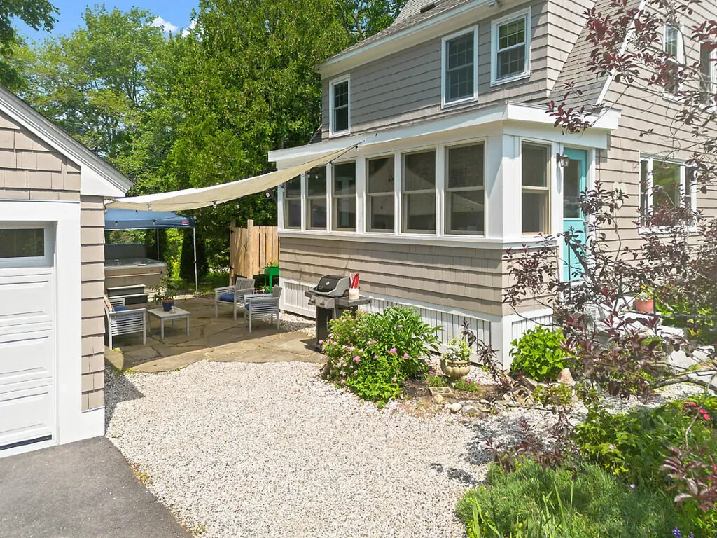 38 Johnson Road Falmouth ME 04105