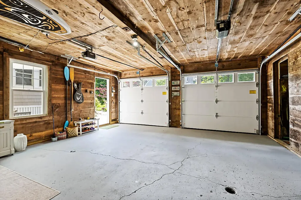 38 Johnson Road Falmouth ME 04105