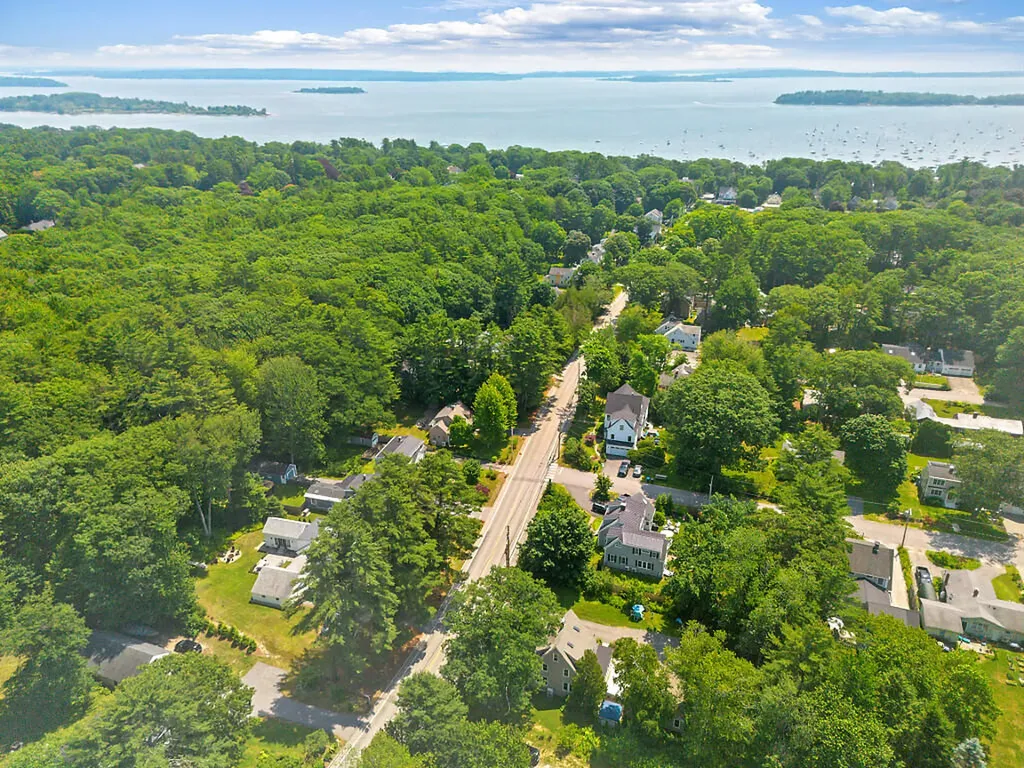 38 Johnson Road Falmouth ME 04105