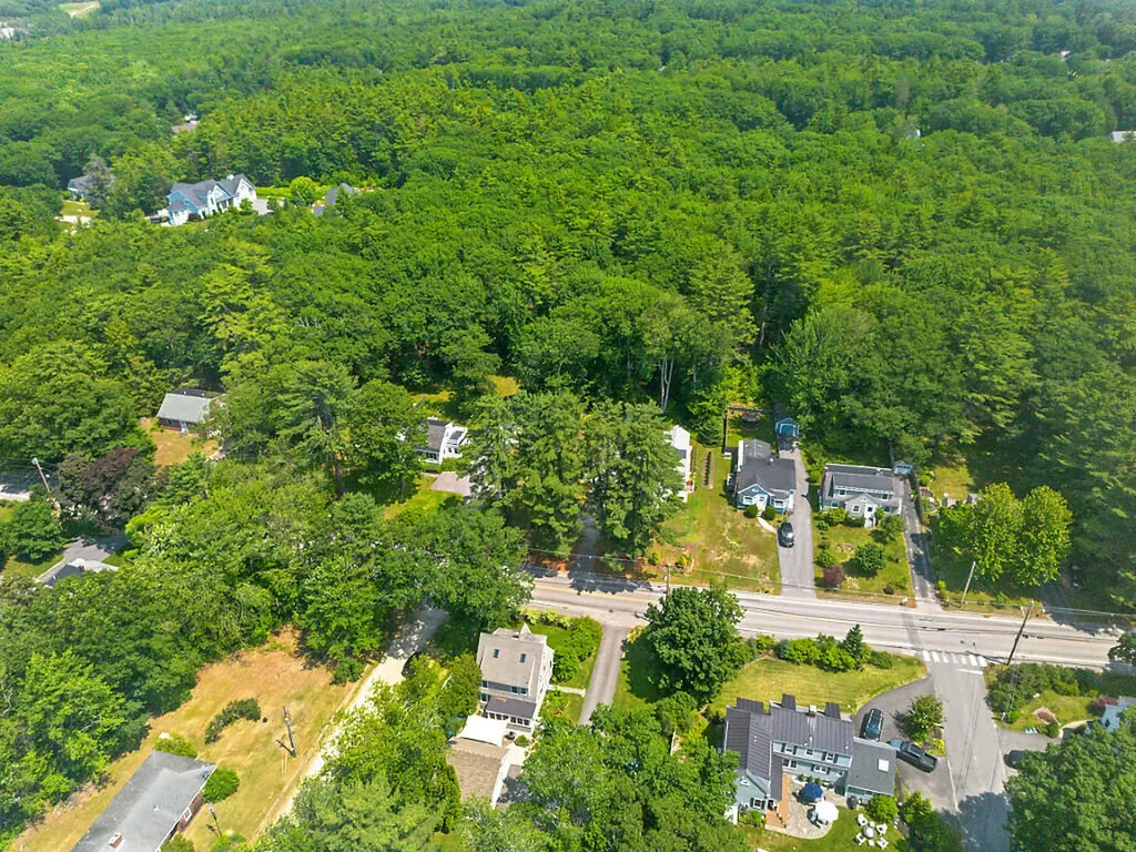 38 Johnson Road Falmouth ME 04105