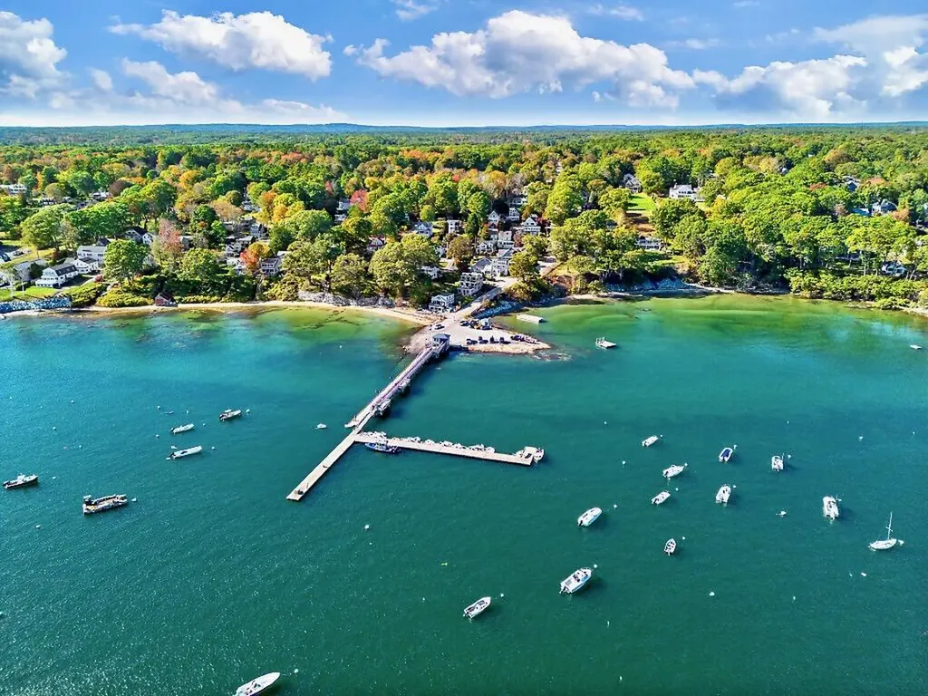 38 Johnson Road Falmouth ME 04105