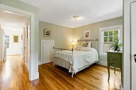38 Johnson Road Falmouth ME 04105
