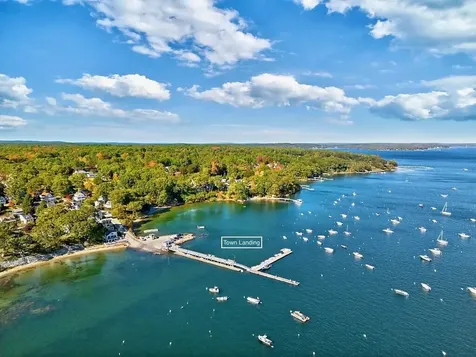 38 Johnson Road Falmouth ME 04105