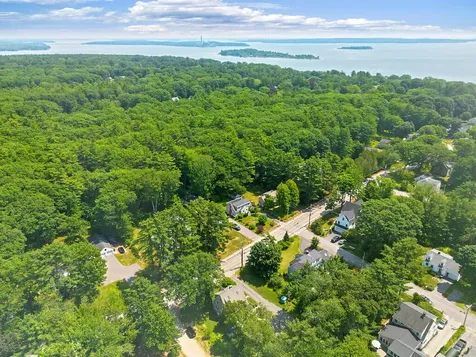 38 Johnson Road Falmouth ME 04105