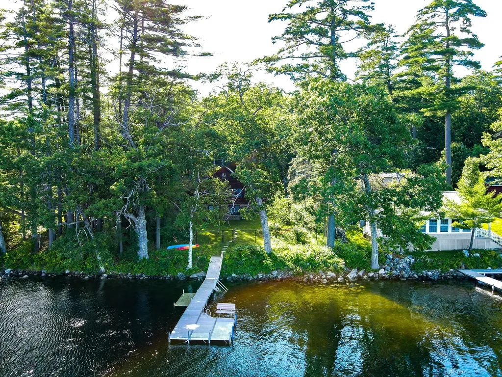 22 S Crane Lane Rome ME 04963