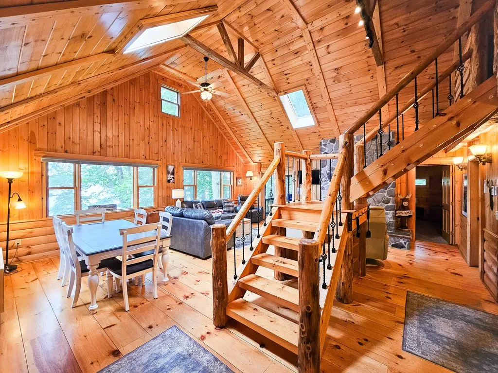 22 S Crane Lane Rome ME 04963