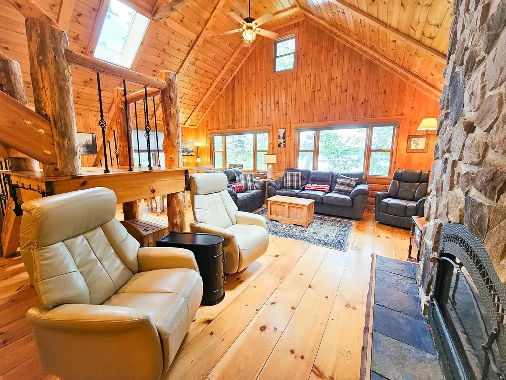 22 S Crane Lane Rome ME 04963