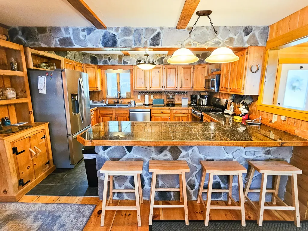 22 S Crane Lane Rome ME 04963