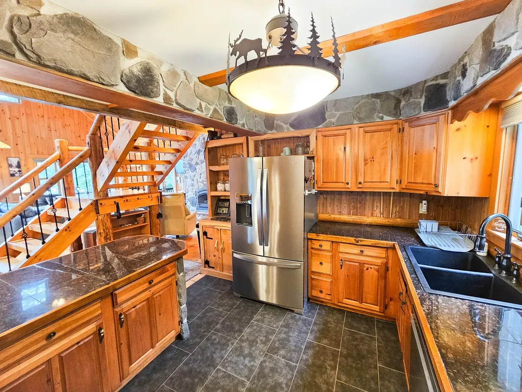 22 S Crane Lane Rome ME 04963