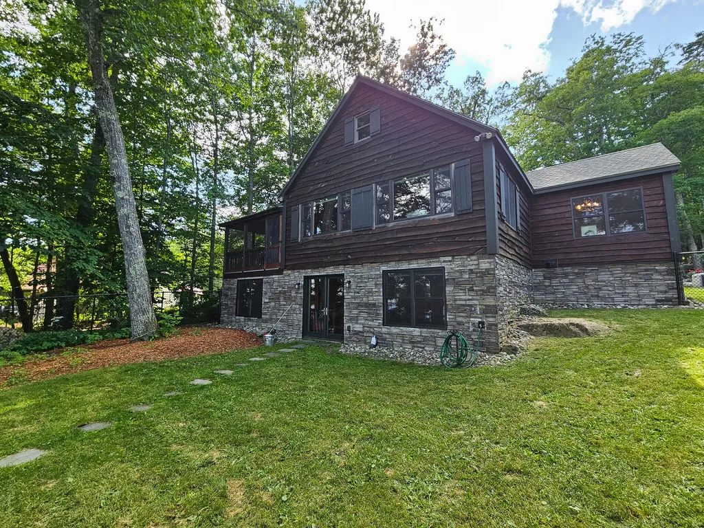 22 S Crane Lane Rome ME 04963