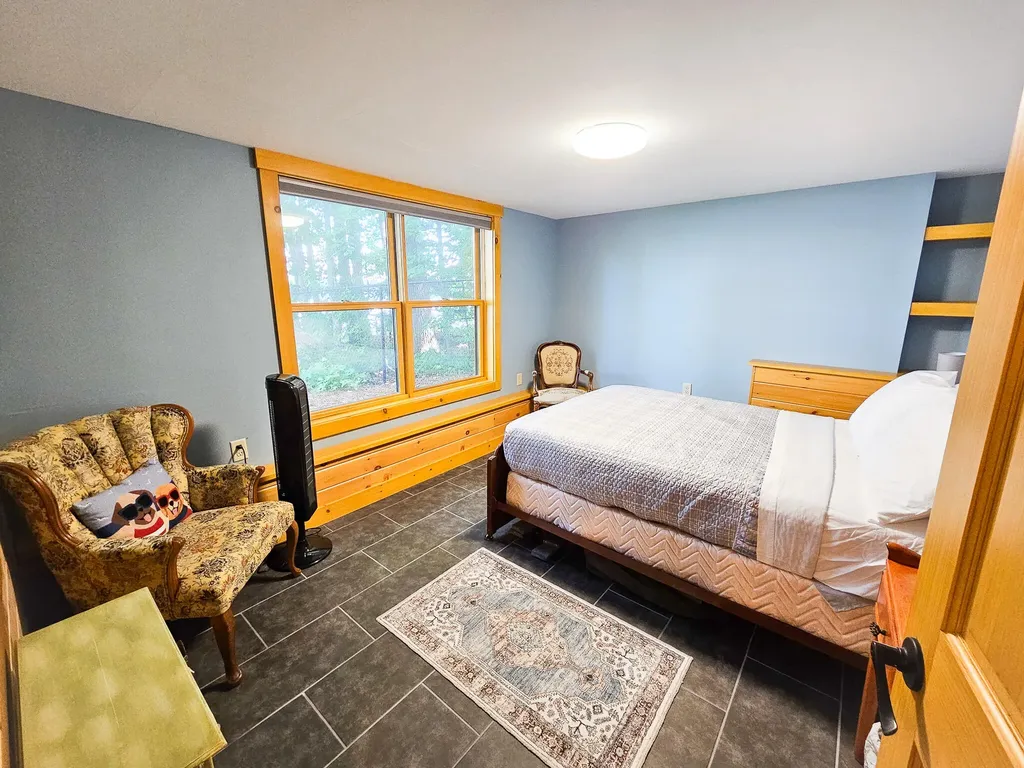 22 S Crane Lane Rome ME 04963