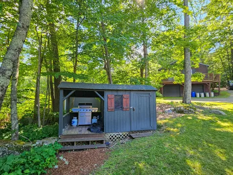 22 S Crane Lane Rome ME 04963