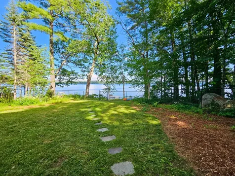 22 S Crane Lane Rome ME 04963