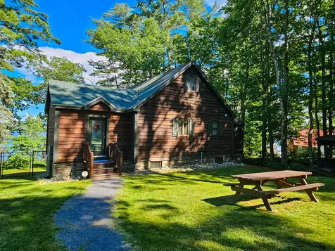 22 S Crane Lane Rome ME 04963