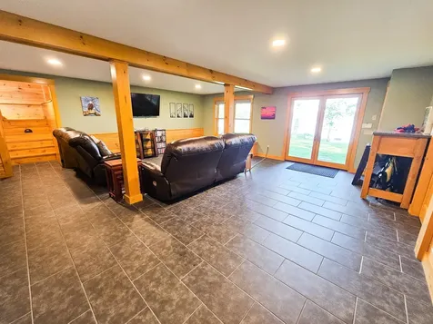 22 S Crane Lane Rome ME 04963