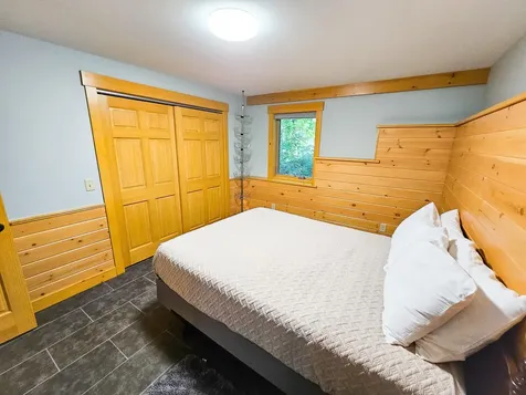 22 S Crane Lane Rome ME 04963