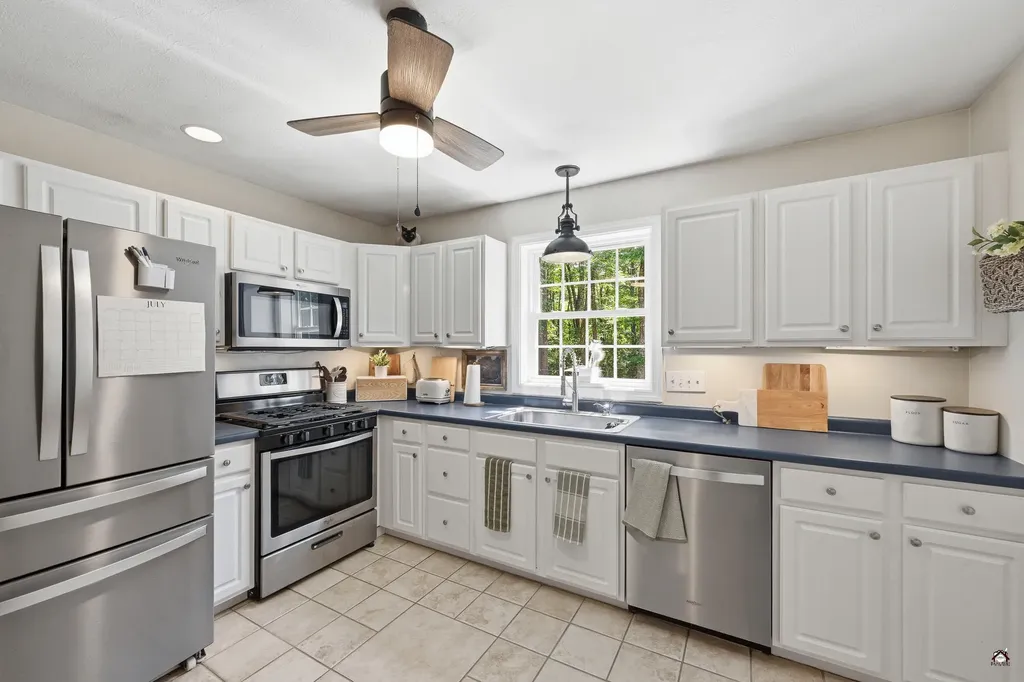 1084 Littlefield Road Wells ME 04090