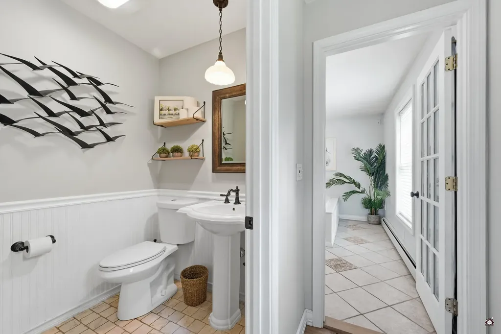 1084 Littlefield Road Wells ME 04090