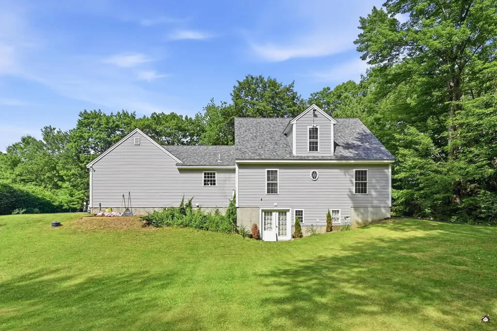 1084 Littlefield Road Wells ME 04090