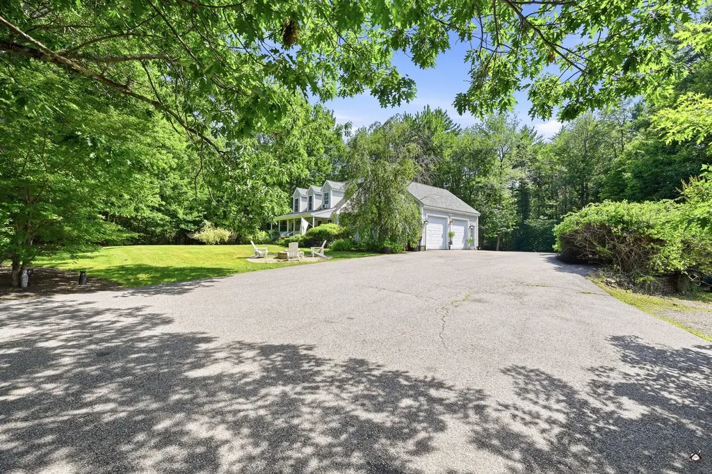 1084 Littlefield Road Wells ME 04090