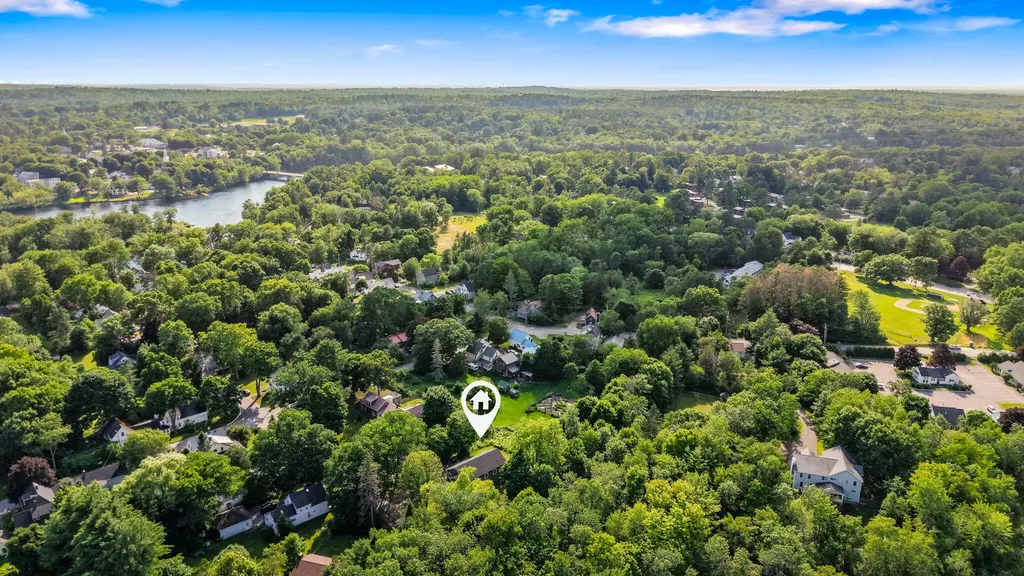 48 Peters Street Orono ME 04473