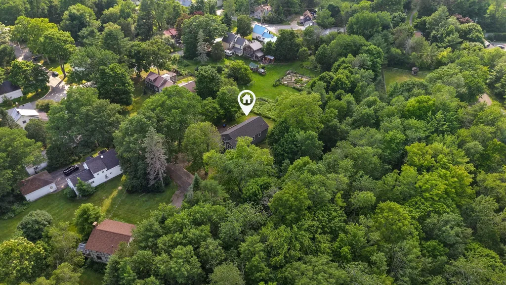 48 Peters Street Orono ME 04473