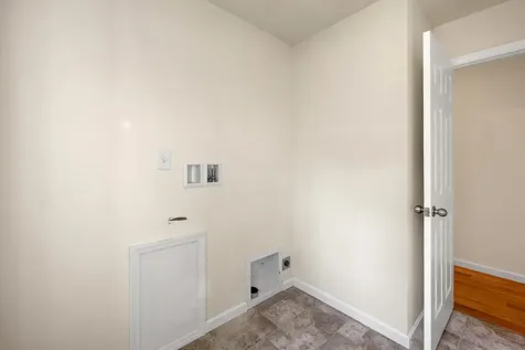 48 Peters Street Orono ME 04473