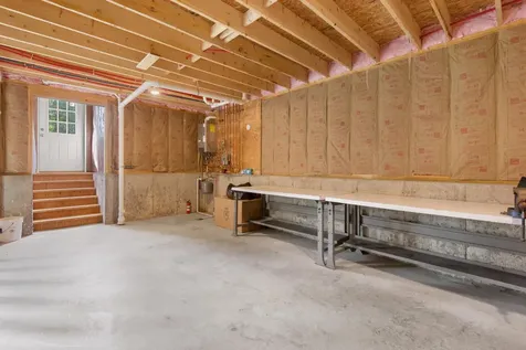 48 Peters Street Orono ME 04473