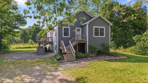 48 Peters Street Orono ME 04473