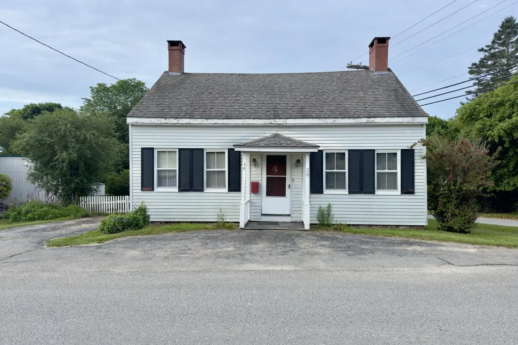 28 Key Street Eastport ME 04631