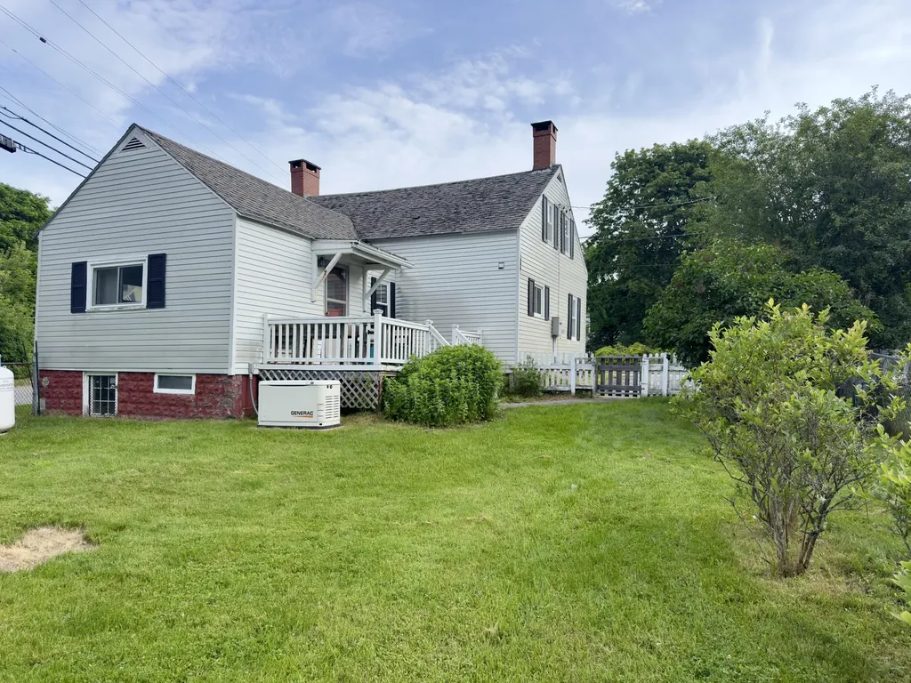 28 Key Street Eastport ME 04631