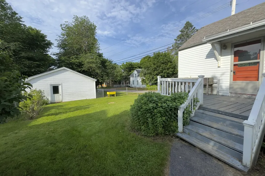 28 Key Street Eastport ME 04631