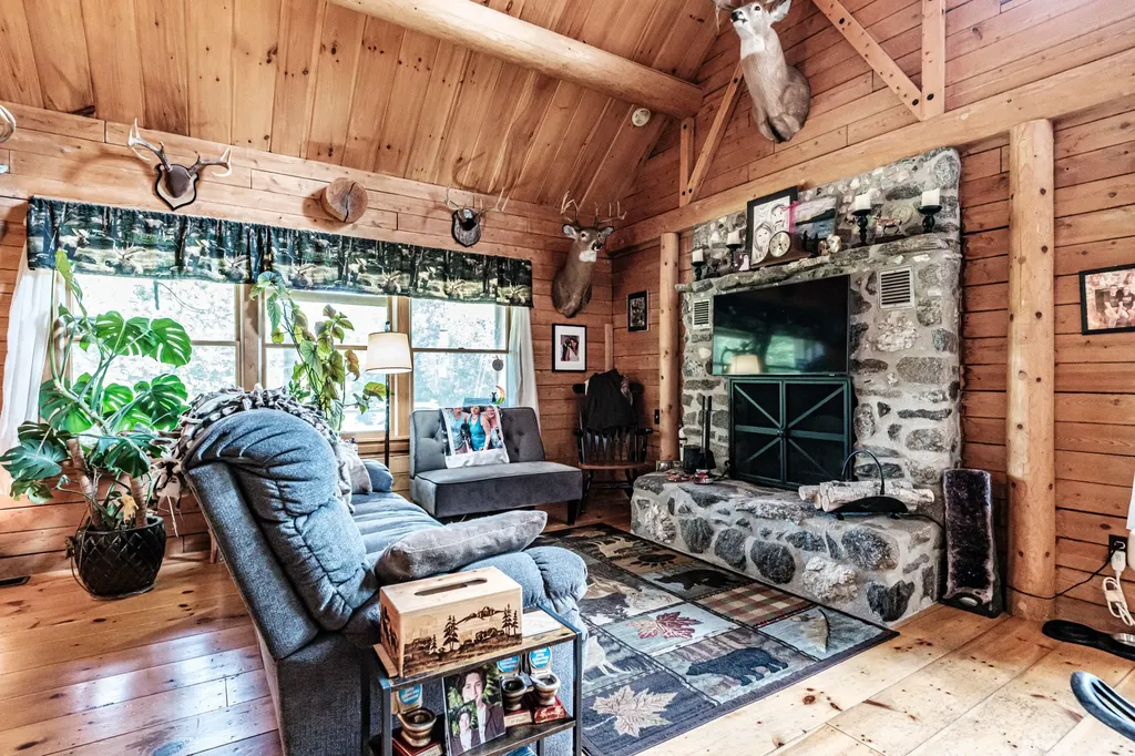 1154 Hunts Corner Road Albany Twp ME 04217