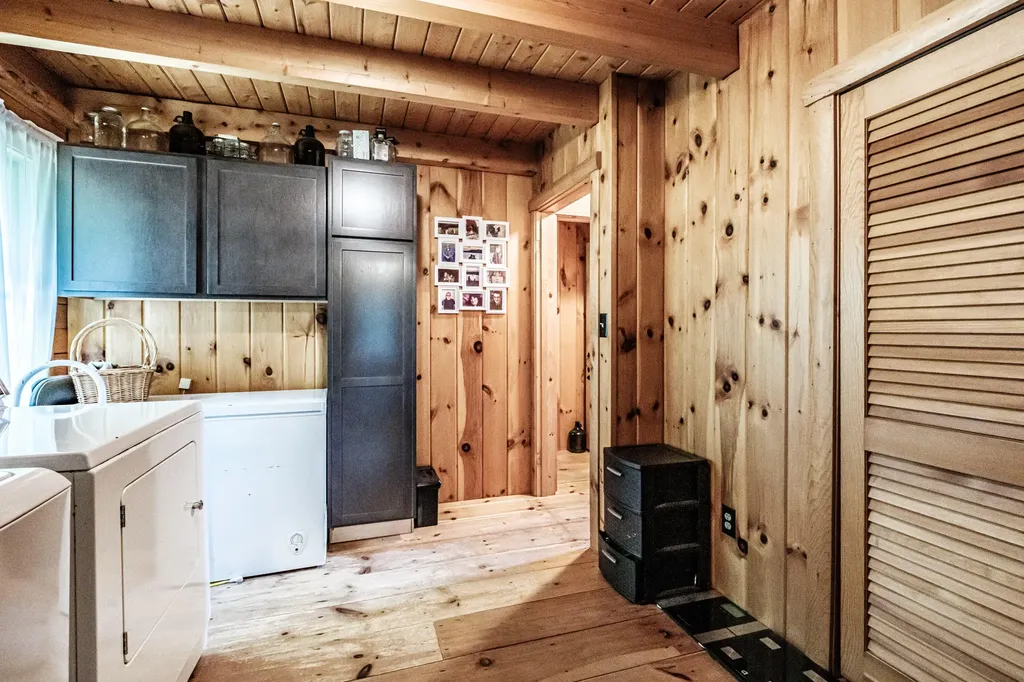 1154 Hunts Corner Road Albany Twp ME 04217