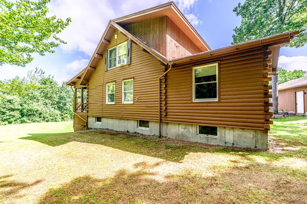 1154 Hunts Corner Road Albany Twp ME 04217